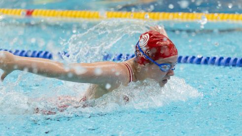 Aquatic Cente girl swimming 2 v2